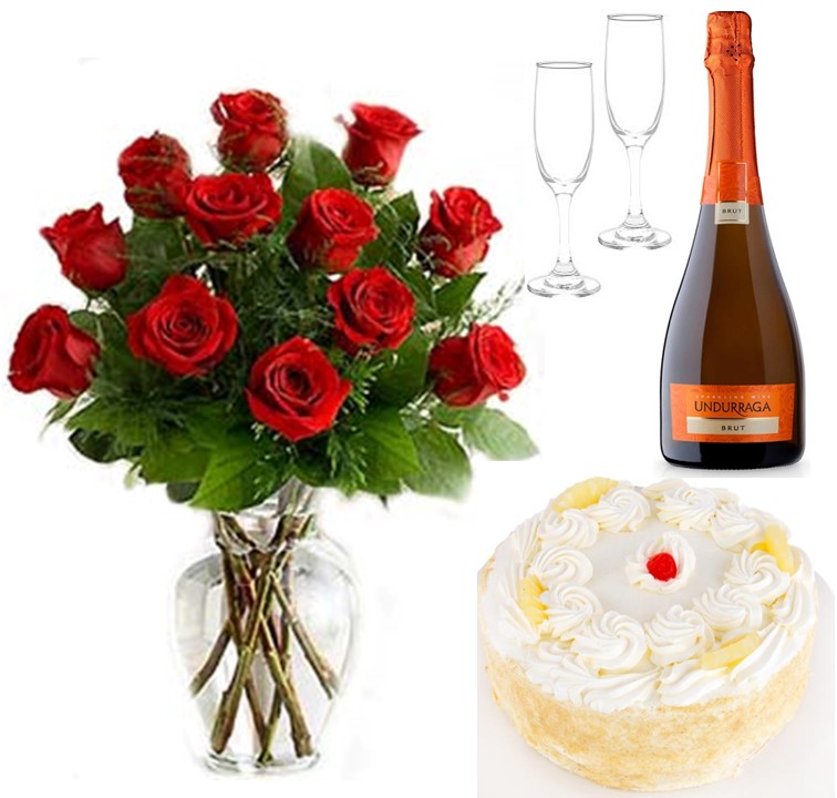 Florero de 12 Rosas, Champagne 750cc, 2 Copas y Torta del Día para 15 Personas